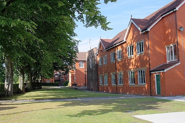 Altrincham Grammar School for Boys school building exterior