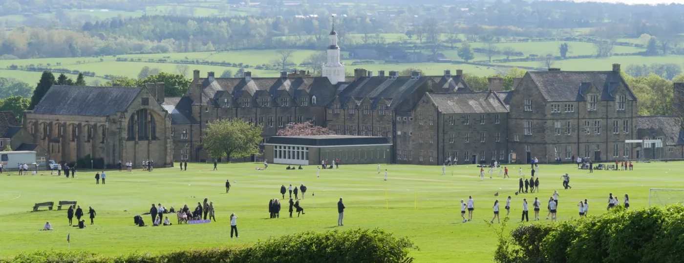 Wide shot of Barnard Castle School