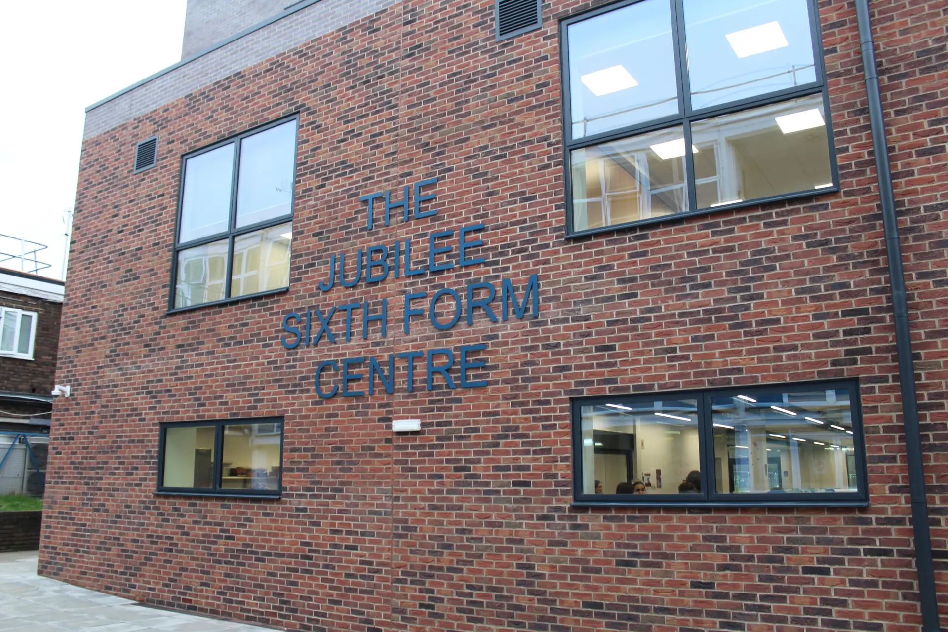 Campus view of Beths Grammar School