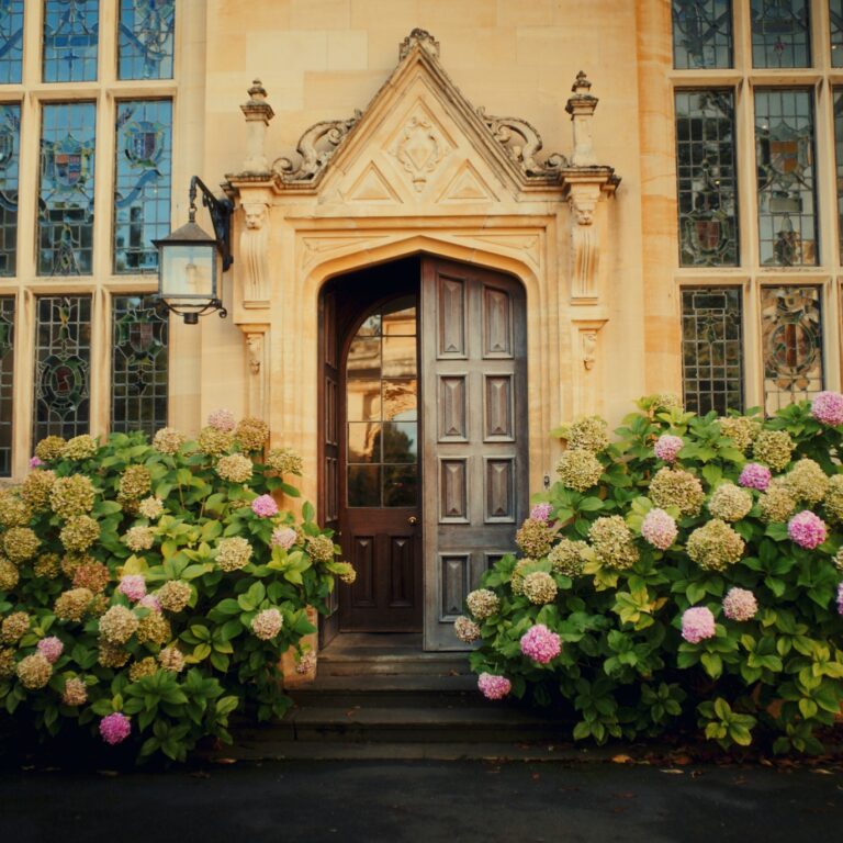 Campus view of Bredon School