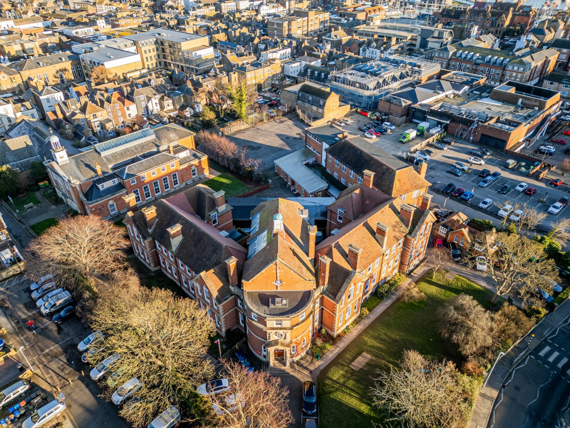 Campus view of Chatham & Clarendon Grammar School