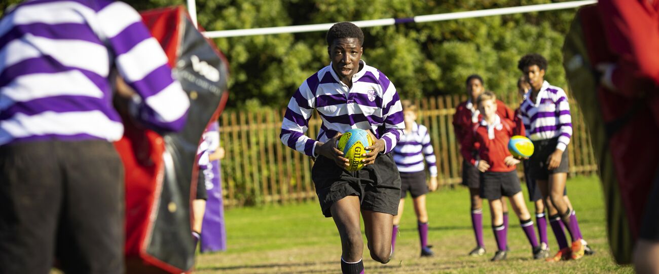 Campus view of Chislehurst and Sidcup Grammar School