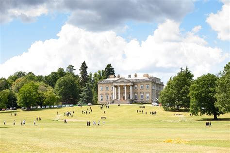 Campus view of Claremont Fan Court School