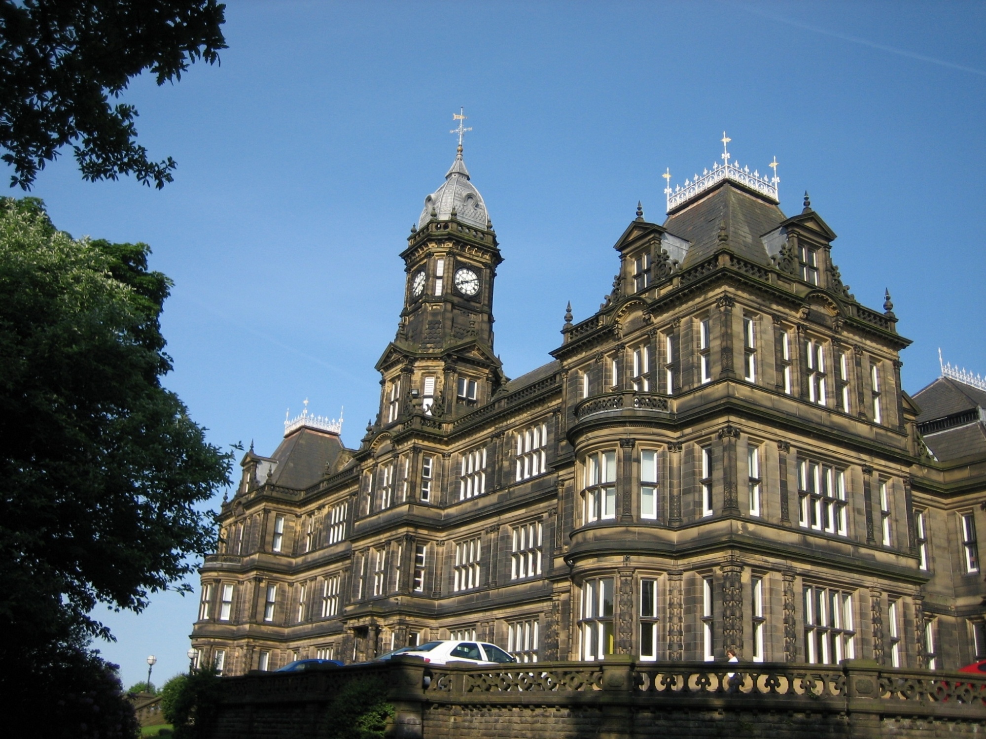 The Crossley Heath School school building exterior