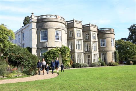 Exterior of Farlington School