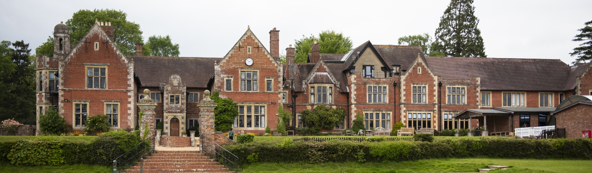 Exterior of Forres Sandle Manor School