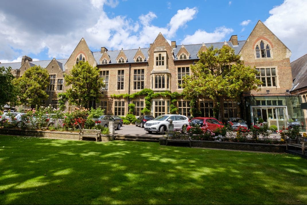 Exterior of The Godolphin and Latymer School