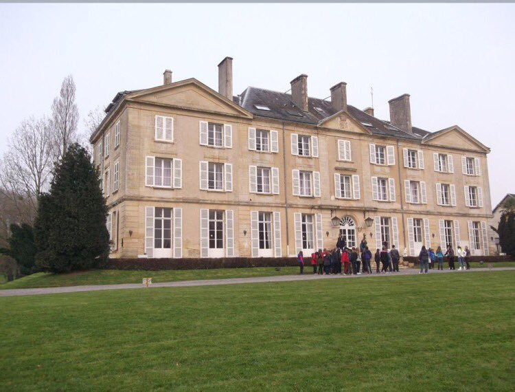 Exterior of Highclare School