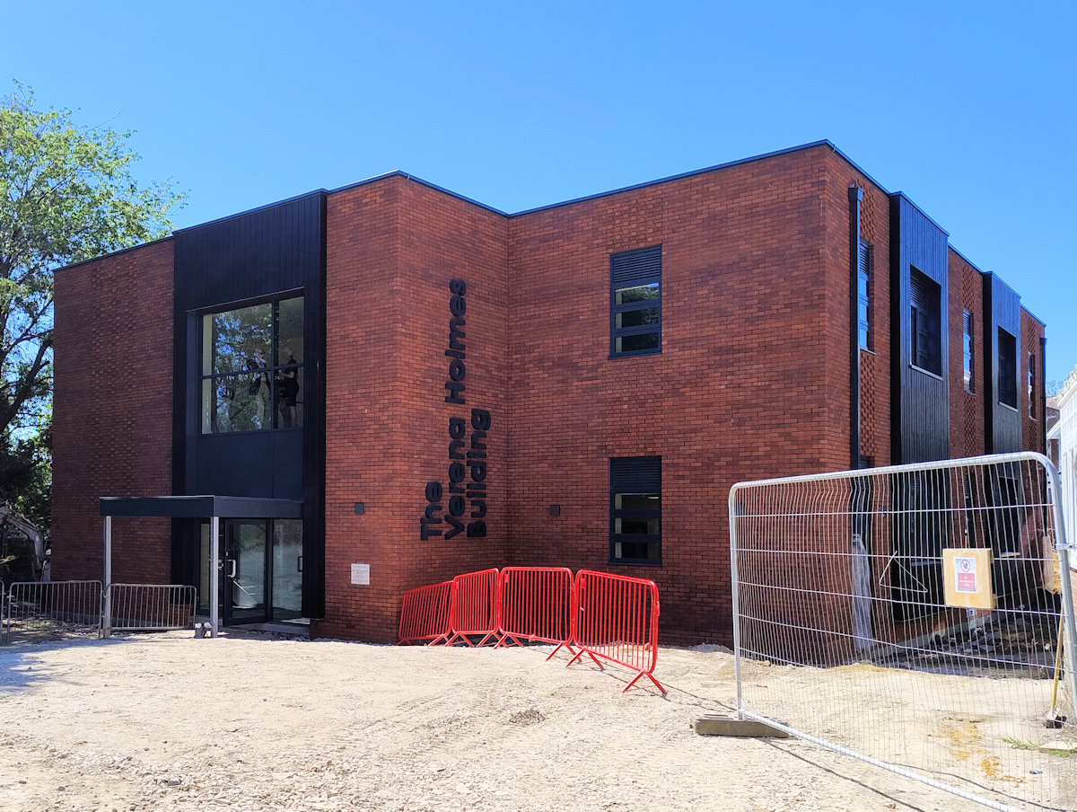 Exterior of Highworth Grammar School