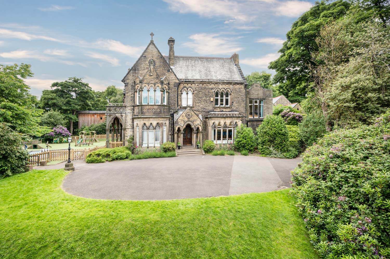 Exterior of Huddersfield Grammar School