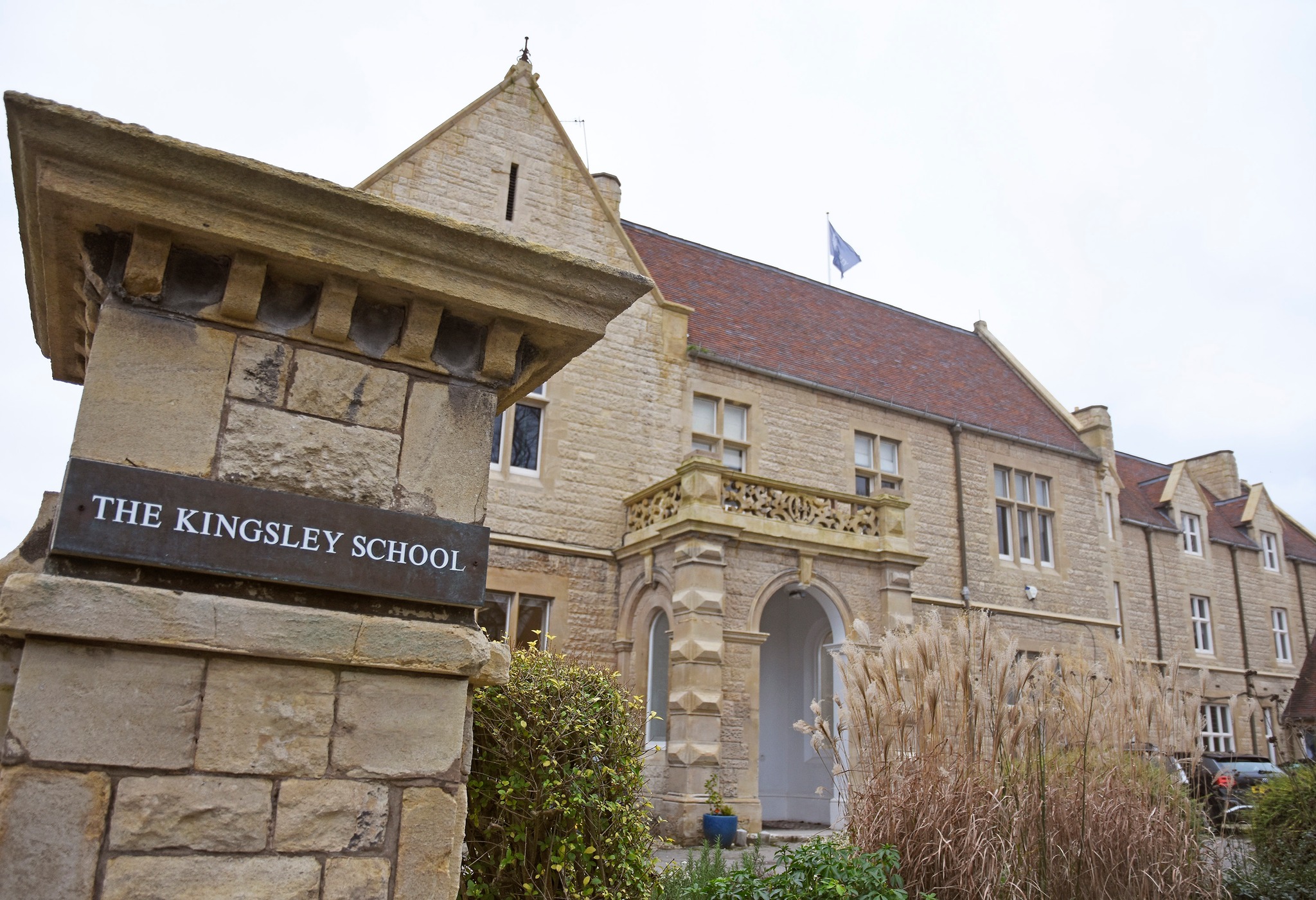 Exterior of The Kingsley School