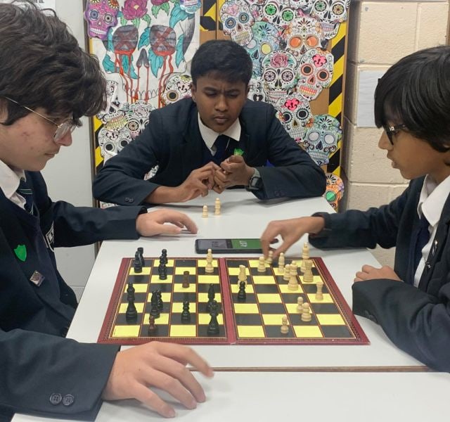 Lawrence Sheriff School chess activity