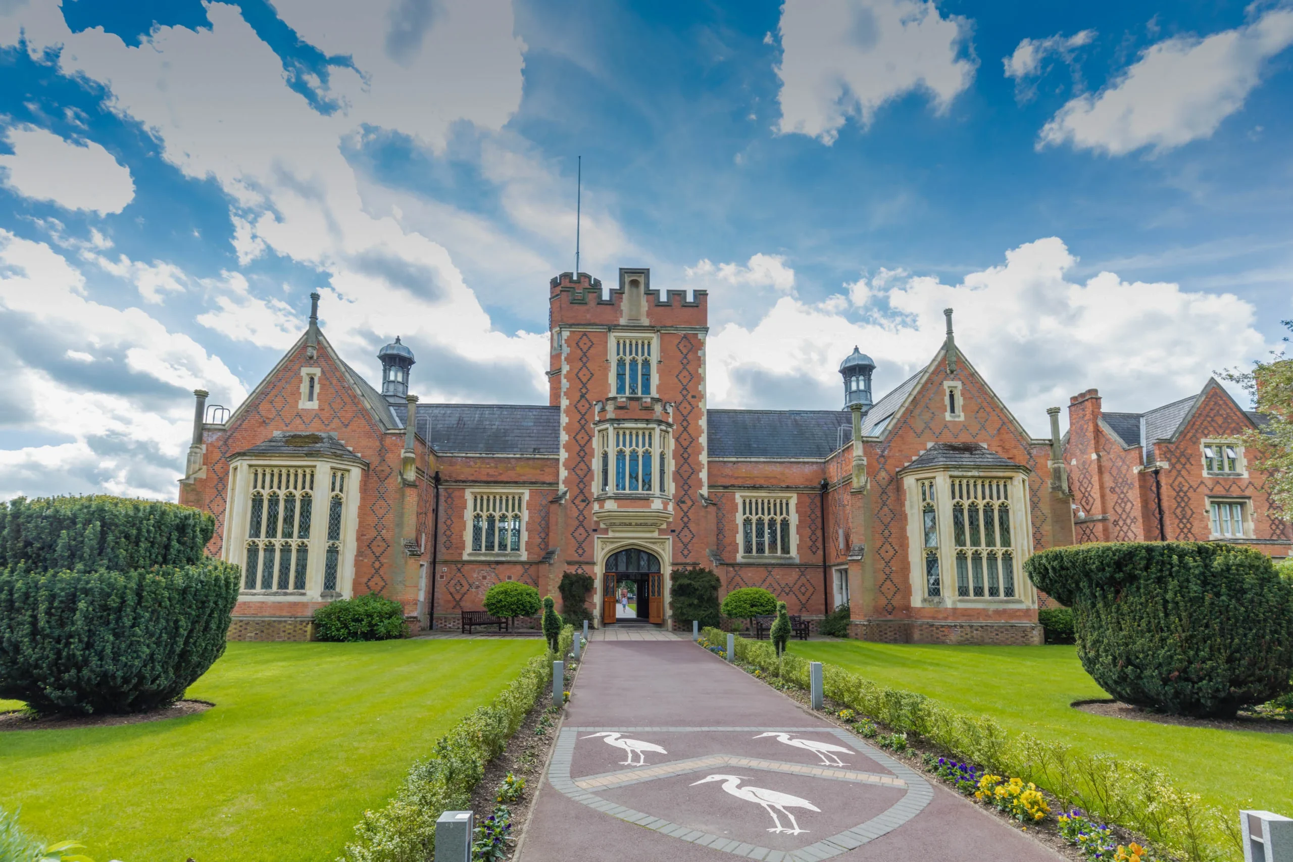 Exterior of Loughborough Grammar School