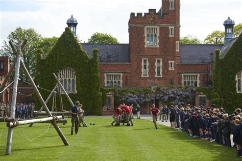 Campus view of Loughborough Grammar School