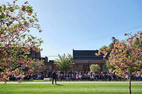 Campus view of Loughborough High School