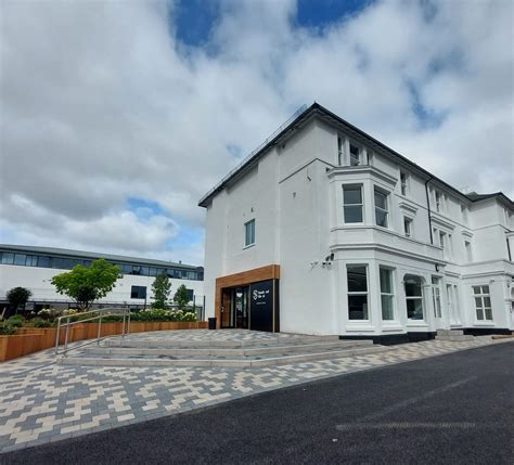 Exterior of Oneschool Global Uk - Tewkesbury Campus