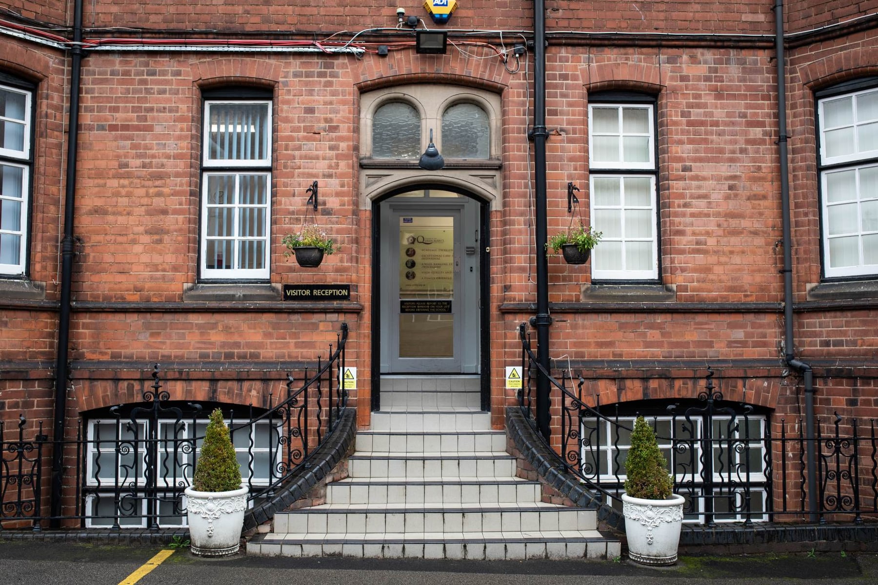 Queen Marys High School entrance