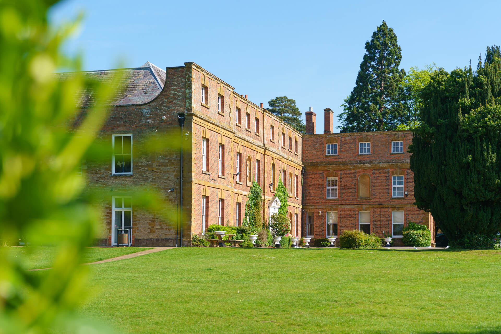 Exterior of Quinton House School