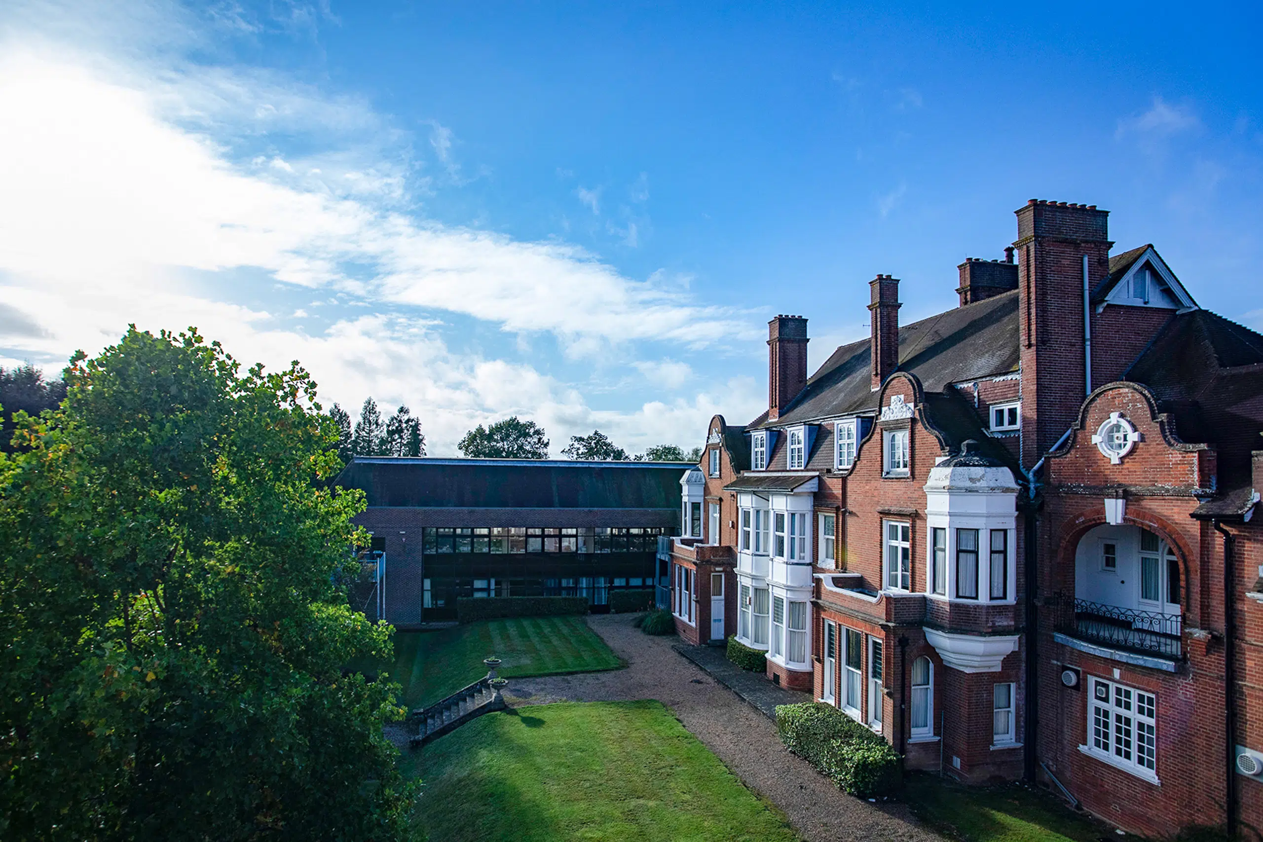 Exterior of Rikkyo School-in-England