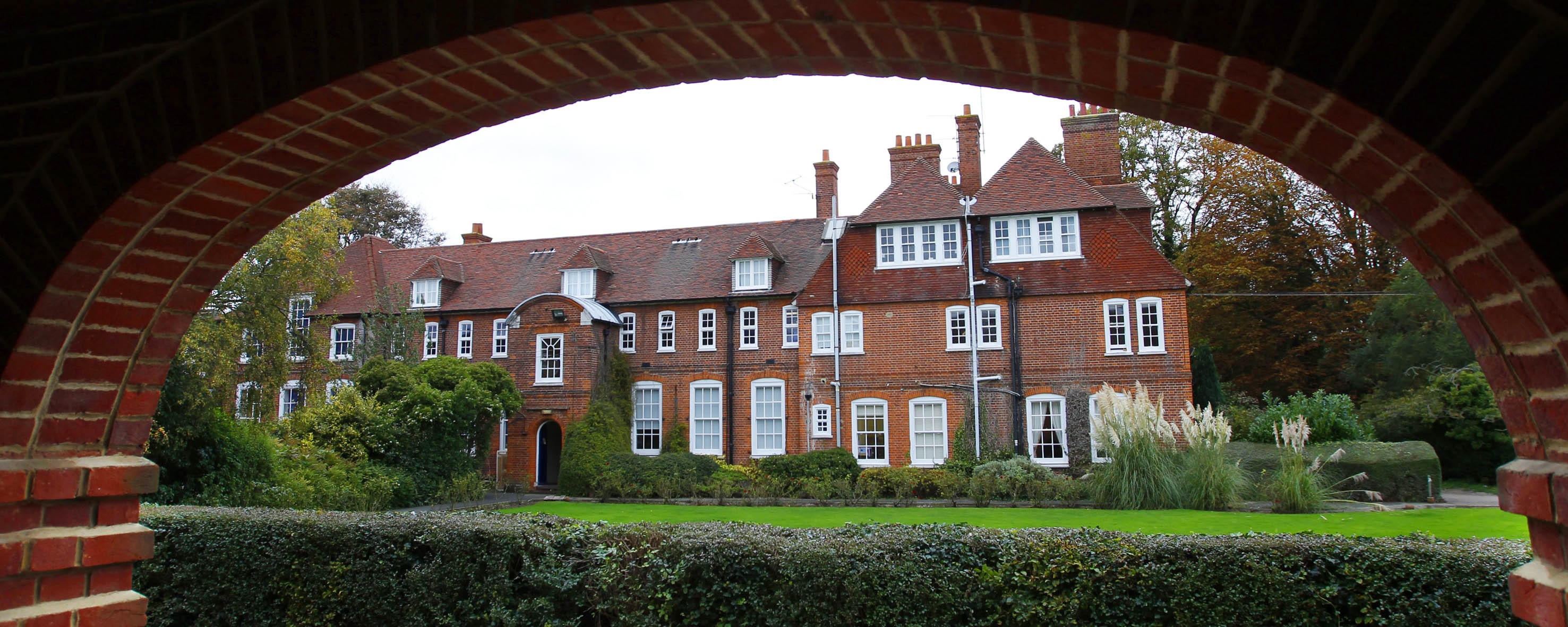 Exterior of Sir Roger Manwood's School