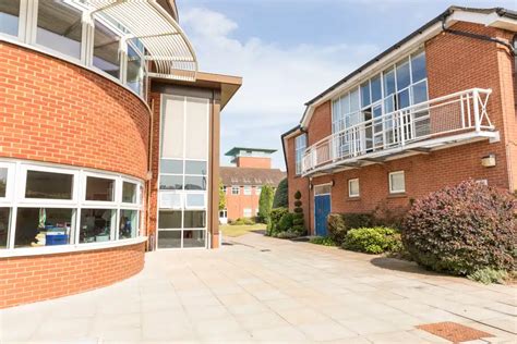 Exterior of Sir William Perkins's School