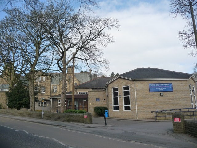 Skipton Girls' High School school building exterior