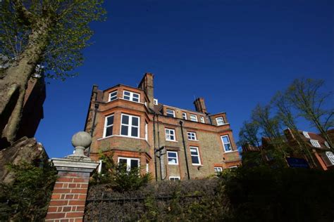 Exterior of South Hampstead High School GDST