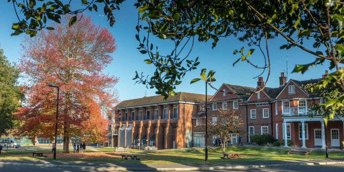 Exterior of Tormead School