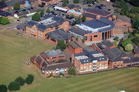 Exterior of Warwick School
