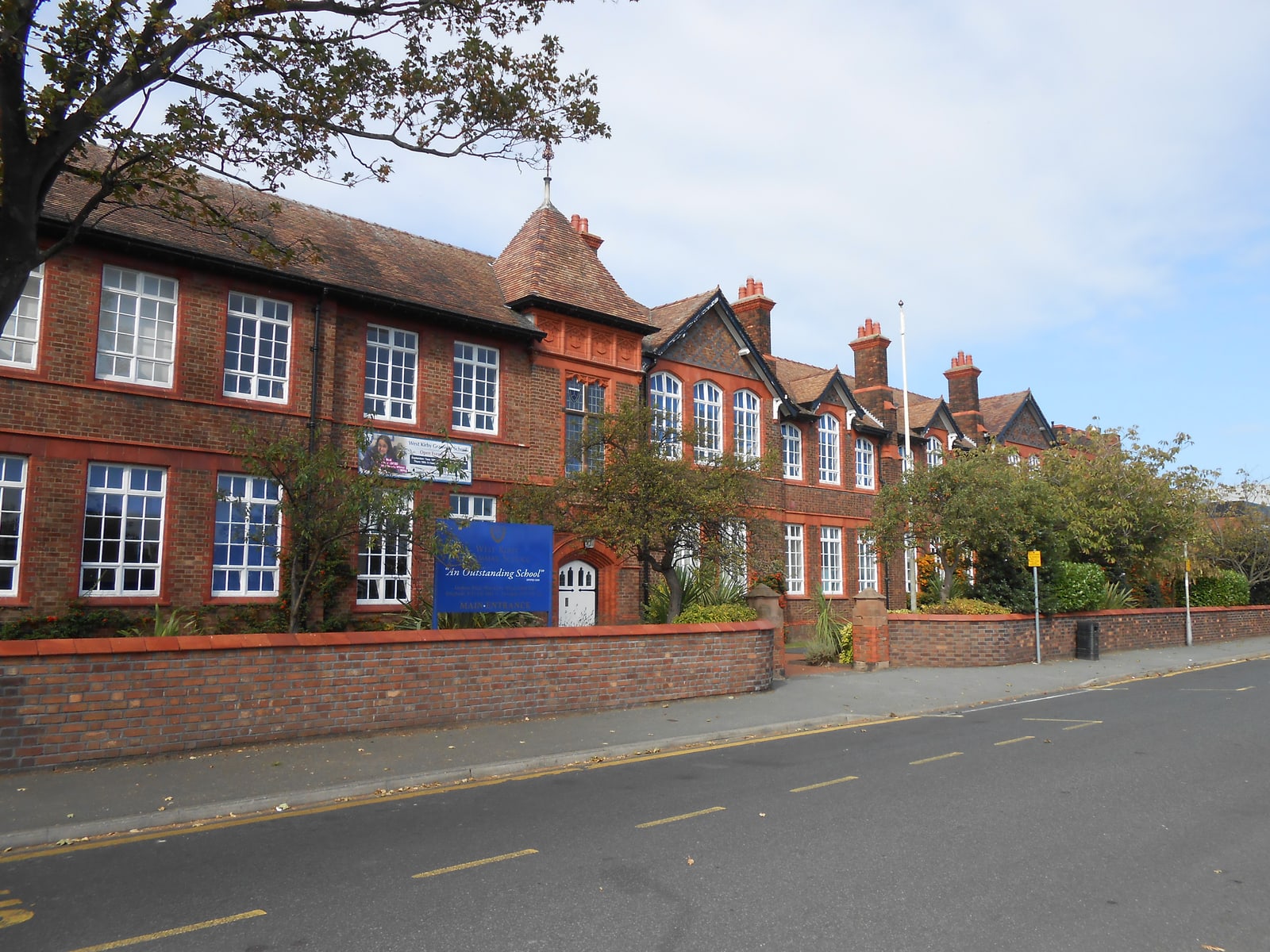 West Kirby Grammar School exterior