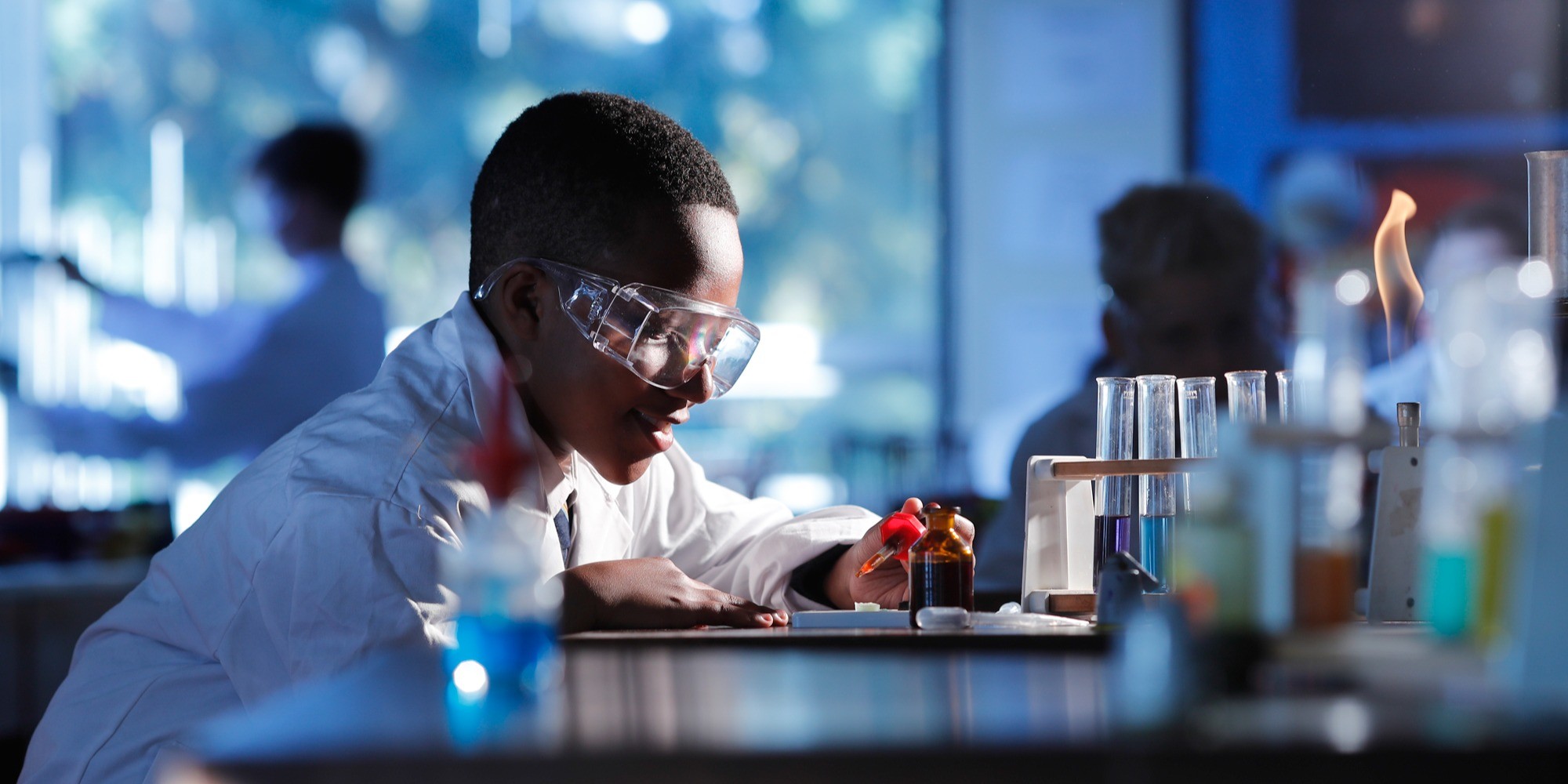 Wilmington Grammar School for Boys science lesson