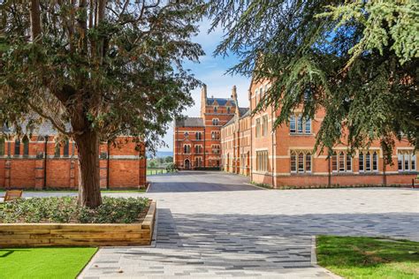 Exterior of Wotton House International School Gloucestershire